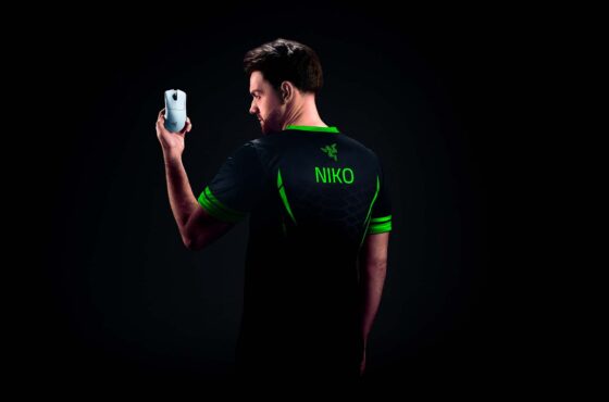 Razer lança DeathAdder V4 Pro Ultraleve à Preço Elite