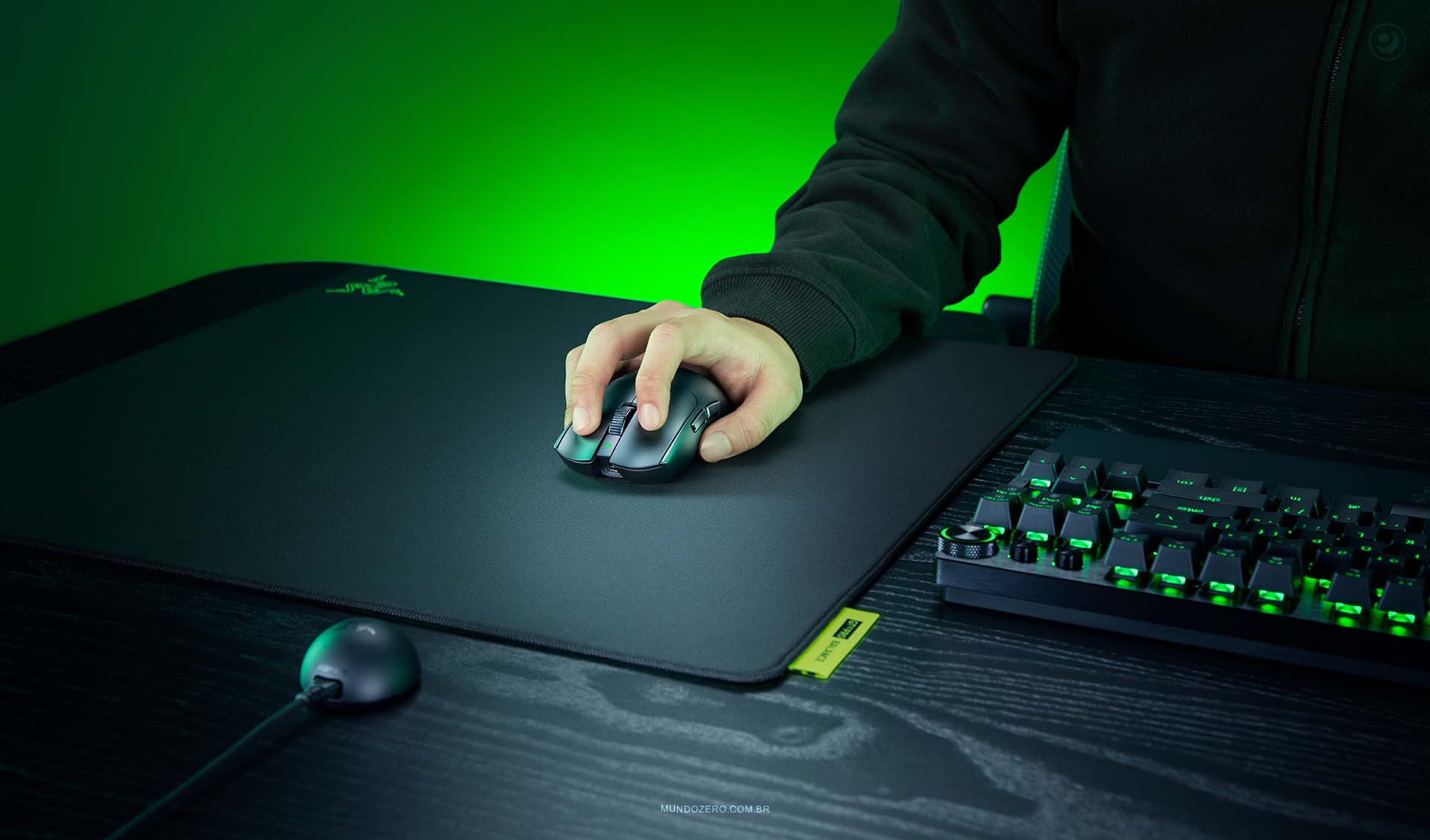 Razer Viper V4 Pro e Gigantus V2 Pro no Competitivo
